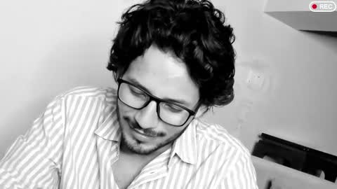 nicolasrodrii online show from March 9, 9:36 pm