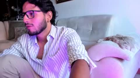 nicolasrodrii online show from January 29, 9:39 pm