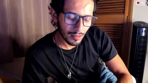 nicolasrodrii online show from September 11, 2:10 am