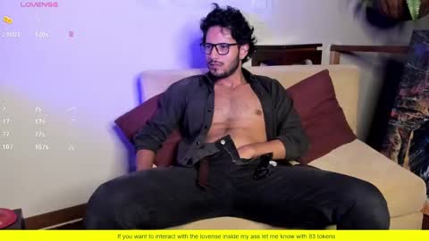 nicolasrodrii online show from February 9, 12:18 am