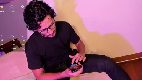 nicolasrodrii online show from December 18, 10:35 pm