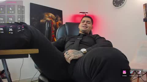 Nicolas Fellener online show from November 14, 4:15 am