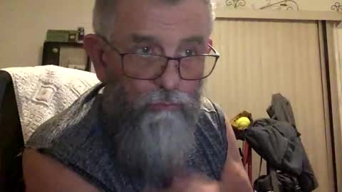 nightmoves1970 online show from March 22, 4:06 am