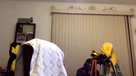 nightmoves1970 online show from February 5, 4:08 am