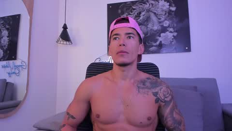 Niick online show from December 25, 10:16 pm