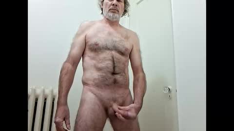 iain online show from January 12, 12:36 am