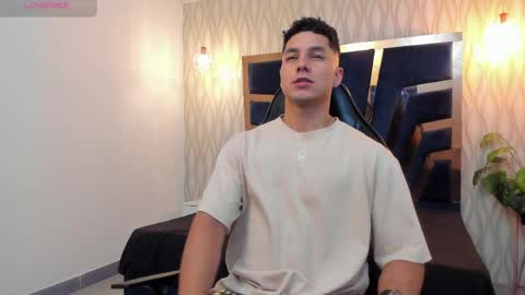 Noah online show from April 30, 5:31 pm