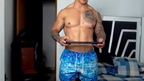 Noah Harris01 online show from March 16, 11:52 pm