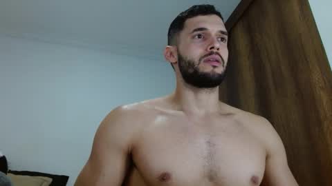 Noah online show from December 13, 11:00 pm