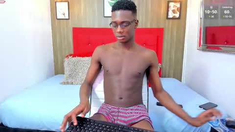 noah_johes online show from February 19, 3:50 am