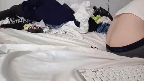 Snapshot of noah_wesley chatting on January 13, 10:14 am Noah Wesley online show from January 13, 10:14 am