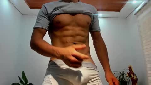 LIAM- noah online show from November 19, 2:06 pm