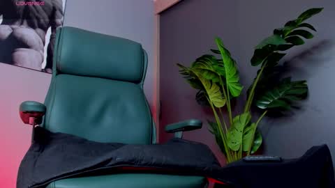 Noah online show from February 11, 11:43 pm