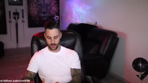Noah Fitt online show from July 12, 2:13 am