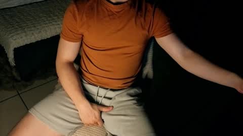 nobudget06 online show from October 13, 3:01 am