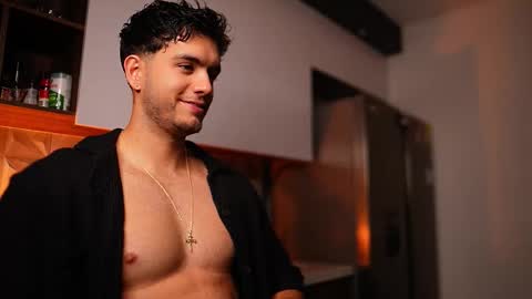 kevin online show from November 9, 12:25 am