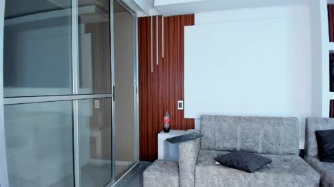 nohabennett7 online show from April 11, 5:47 am