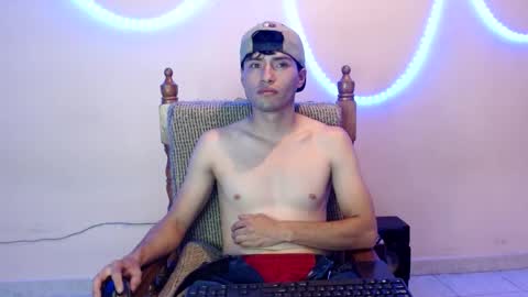 Snapshot of nolanjay chatting on March 11, 9:26 pm NolanJay69 online show from March 11, 9:26 pm