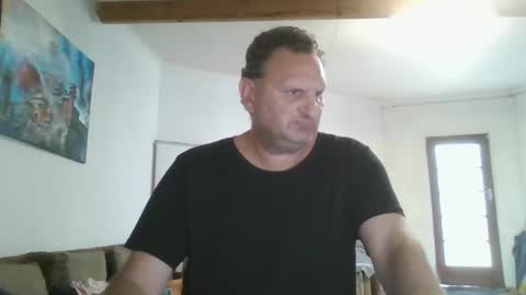 Snapshot of nollie244 chatting on February 18, 11:00 am Nollie online show from February 18, 11:00 am
