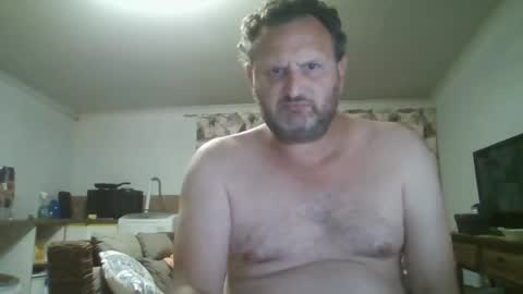 Snapshot of nollie244 chatting on December 6, 5:22 pm Nollie online show from December 6, 5:22 pm