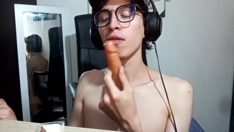 Norehg online show from September 19, 9:53 am