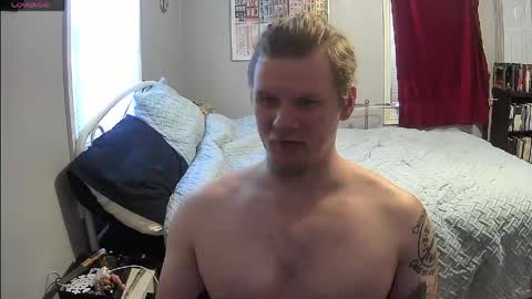 Embarrassed Naked online show from May 6, 6:41 pm