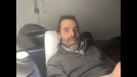 notthatkindofguy6666 online show from December 15, 2:19 am
