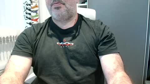 sweet bear online show from January 28, 8:25 am