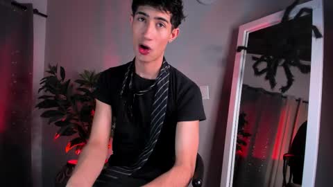 Nova online show from October 22, 7:05 pm