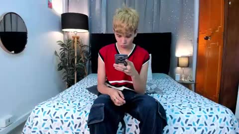 NovayBrian online show from February 18, 5:09 am