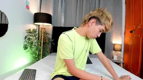 NovayBrian online show from February 7, 4:37 am