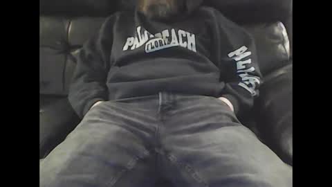 Snapshot of nudestud887 chatting on December 19, 12:56 am nudestud887 online show from December 19, 12:56 am