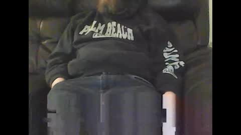 Snapshot of nudestud887 chatting on December 17, 11:59 pm nudestud887 online show from December 17, 11:59 pm