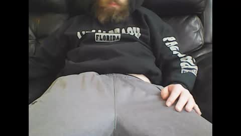 Snapshot of nudestud887 chatting on February 15, 3:06 pm nudestud887 online show from February 15, 3:06 pm