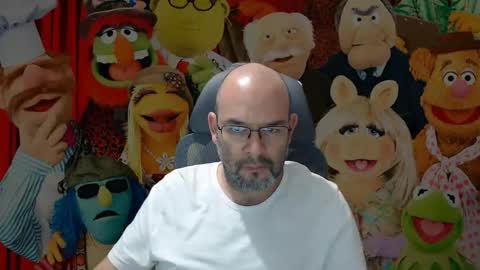 nuevoshowgranlattino online show from May 14, 1:36 am