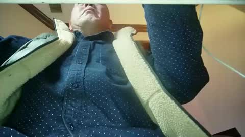 Showme online show from February 25, 7:09 am