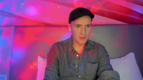 HudsonValleyNYfun online show from December 4, 7:21 pm