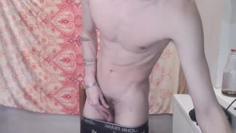 Snapshot of og_mister_penis chatting on October 27, 8:00 pm Felix online show from October 27, 8:00 pm