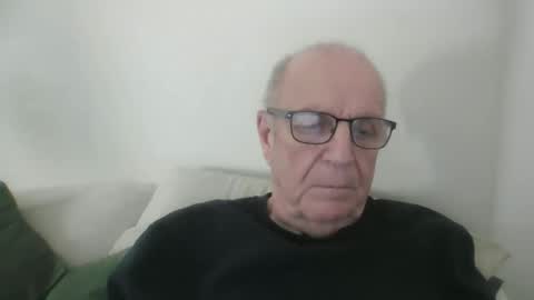 oggi95 online show from March 30, 3:02 pm