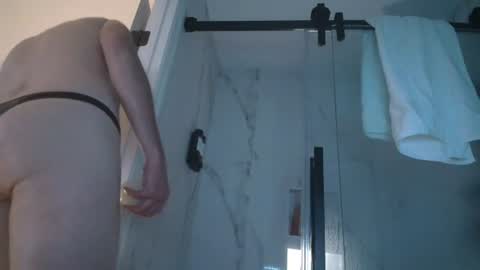 ohhthatass online show from June 22, 9:04 am