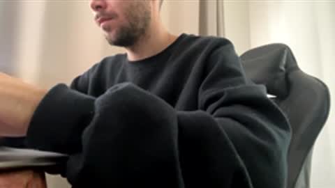 ohmymichael online show from April 20, 12:19 pm