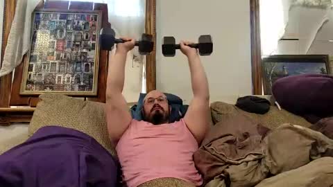 oknpc online show from January 16, 1:14 pm