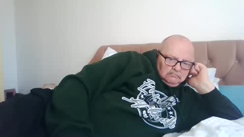 old_fkrr_ online show from November 30, 11:23 am