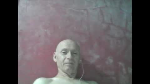 oldbuthorny62 online show from May 18, 12:11 pm