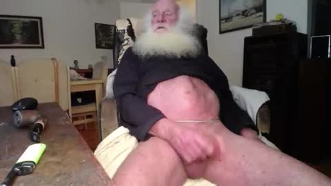 oldfucker9 online show from February 18, 2:42 am