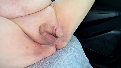 oldhippie28601 online show from October 19, 12:19 pm