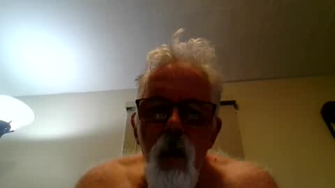 OldMIGUY online show from February 8, 2:28 am