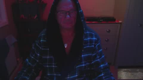 Snapshot of oldveteranuk chatting on October 28, 5:43 am oldveteranuk online show from October 28, 5:43 am