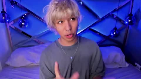 oliiverr22 online show from January 13, 11:36 am