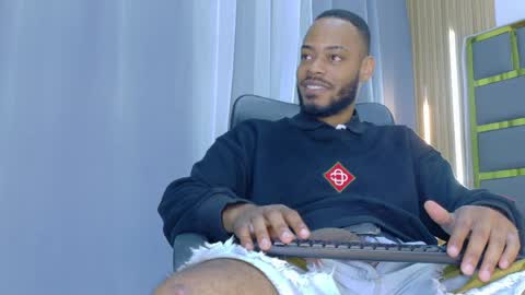 Oliver online show from March 30, 6:31 pm